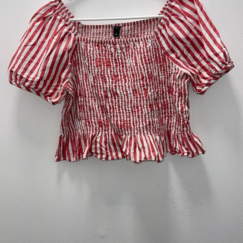 Ann Taylor -Red‎ and White  stripe crop top